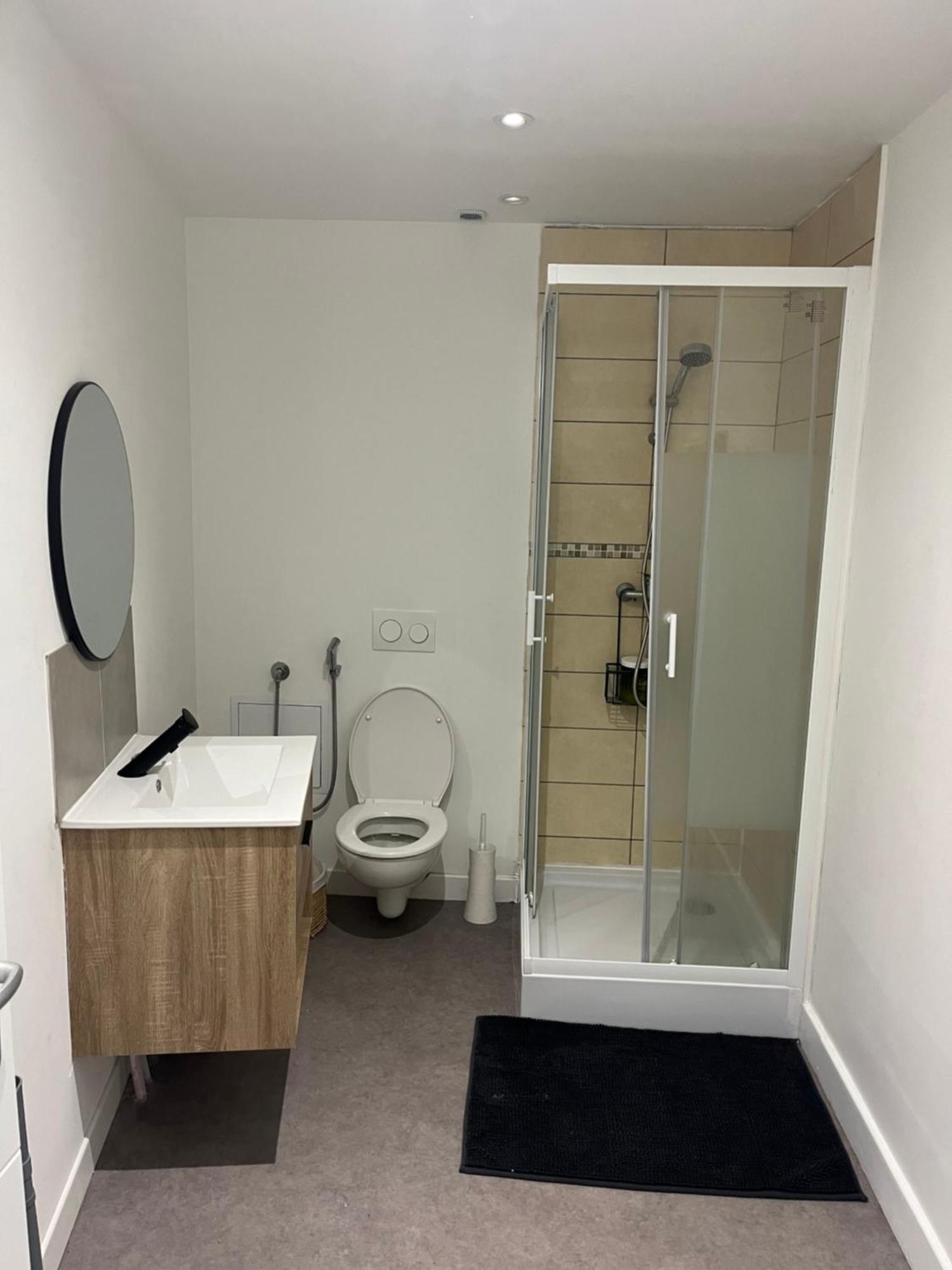 Loge Zen Apartment Chateauroux Exterior photo