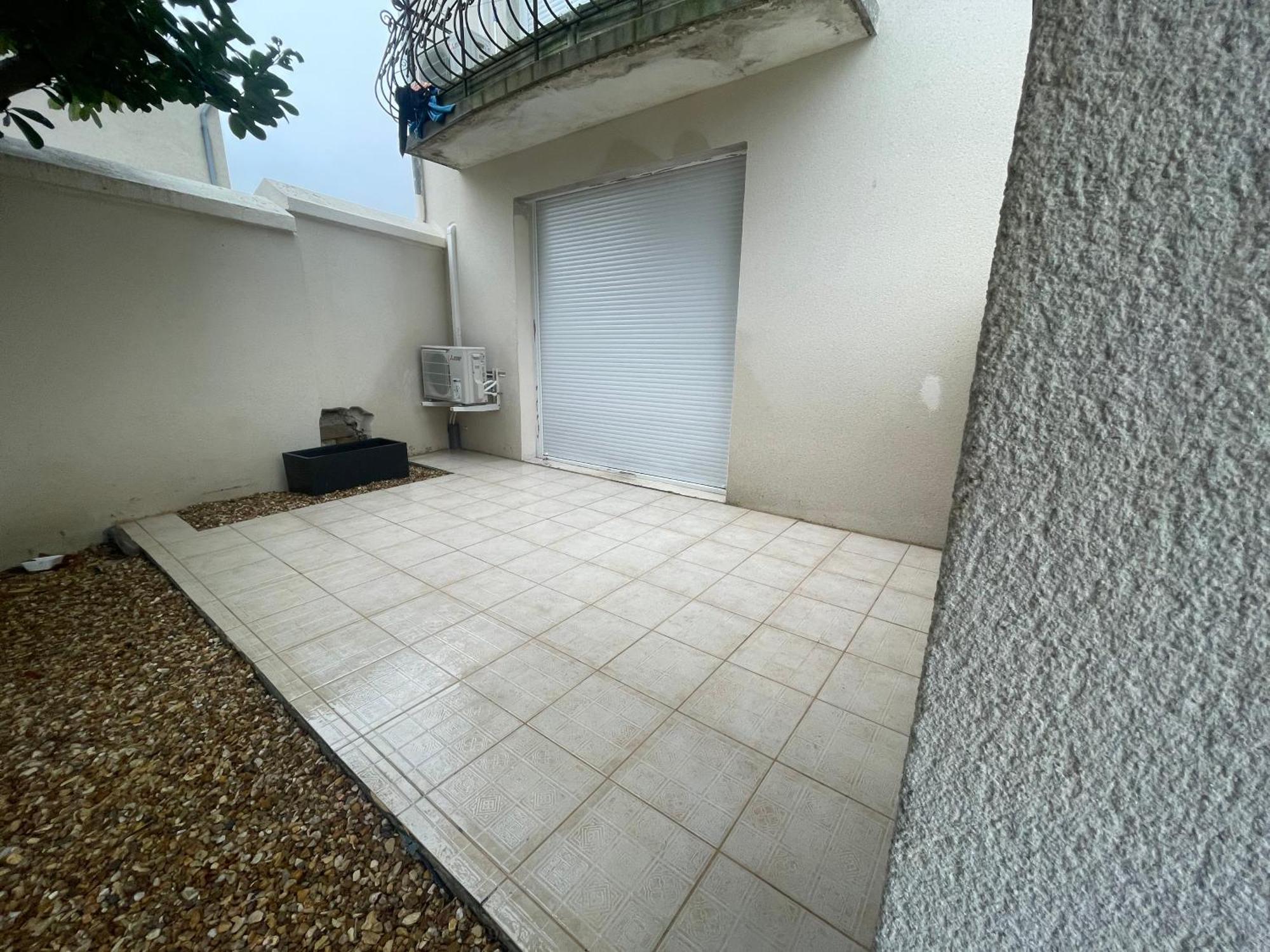 Loge Zen Apartment Chateauroux Exterior photo